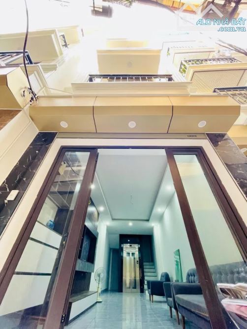 Bán Nhà Tam Trinh - Đền Lừ - Hoàng Mai, 39m2 xây 5 tầng thang máy, Ngõ nông, 20m ra ô tô,