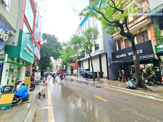 Bán nhà mặt phố, lô góc Giang Văn Minh, Ba Đình 120m 4 tầng chào 63 tỷ - 3