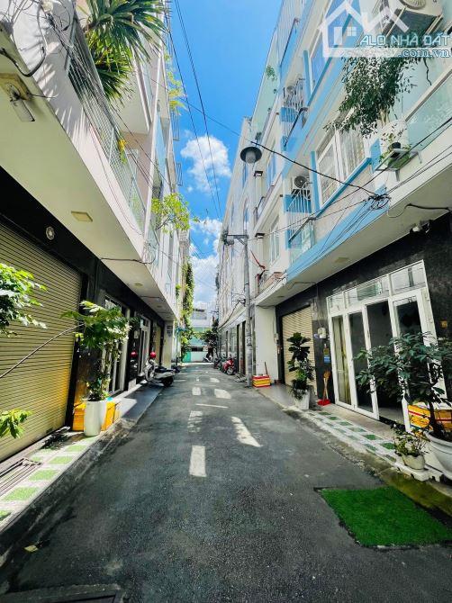 BÁN NHÀ HẺM Ô TÔ 6M 56M2 4 TẦNG CHO THUÊ 42 TRIỆU/THÁNG
