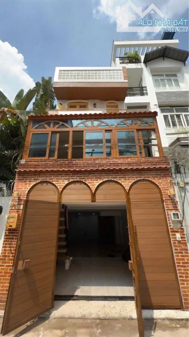 Gấp Bán - Mặt tiền Làng Báo Chí, Thảo Điền - 5x11m, 5 Tầng, HĐ 35tr/th, Giá 16 tỷ