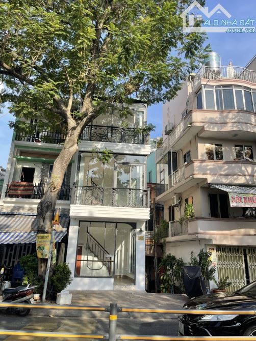 bán gấp MT Hoàng Sa Q,1 kết cấu 3 lầu mới HĐT 20tr/1 tháng giá chỉ 7.5 tỷ