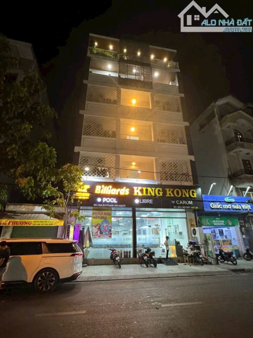 Bán Toà CHDV Mới Đẹp Mặt Tiền Phạm Văn Bạch - Q. Gò Vấp, 10x28m, H+6T, DT:300tr/th, 70 Tỷ