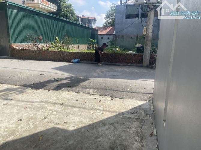 THÔN VỆ – NAM HỒNG – ĐÔNG ANH – HÀ NỘI . Diện tích: 83m² – Mặt tiền: 4,5m – Vuông vắn đẹp, - 3