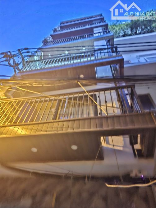 NHÀ PHỐ KHƯƠNG TRUNG DT 143M, 7 TẦNG 40 TỶ.
