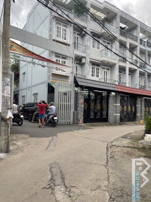 NHÀ ĐẸP CHỦ XÂY TÂM HUYẾT - LIÊN KHU 10-11 – 5 TẦNG – HẺM XE HƠI – GIÁ CHỈ 6.X TỶ
