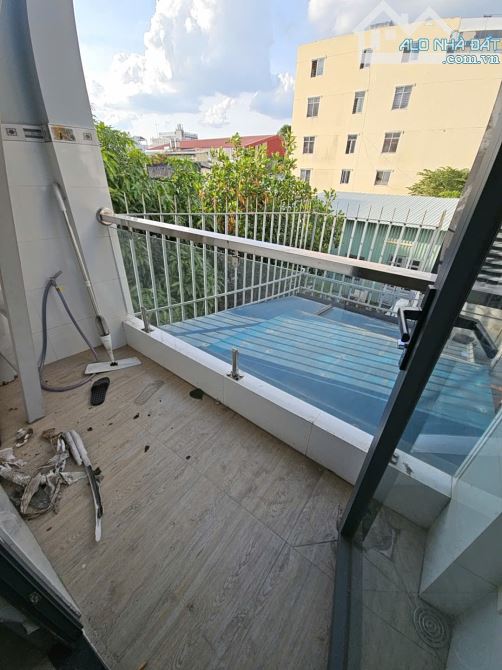 MẶT TIỀN KINH DOANH  TÂN PHÚ  NGUYỄN THỊ THẬP Ngang 5 x15 Q7 CO12 TỎI