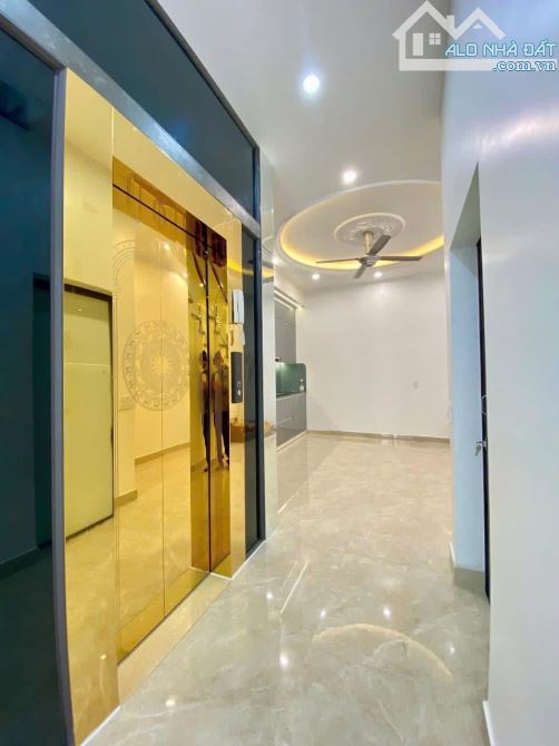 DUY NHẤT CÒN 1 CĂN - 5 TẦNG THANG MÁY - TDC XI MĂNG - 5 TỶ HƠN