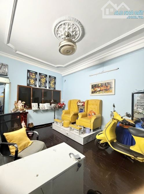 Q7 TRẦN XUÂN SOẠN 3.8Mx17M NỞ HẬU DTCN 69M2 3PN KHU AN NINH DÂN TRÍ GẦN HIMLAM  7.5T
