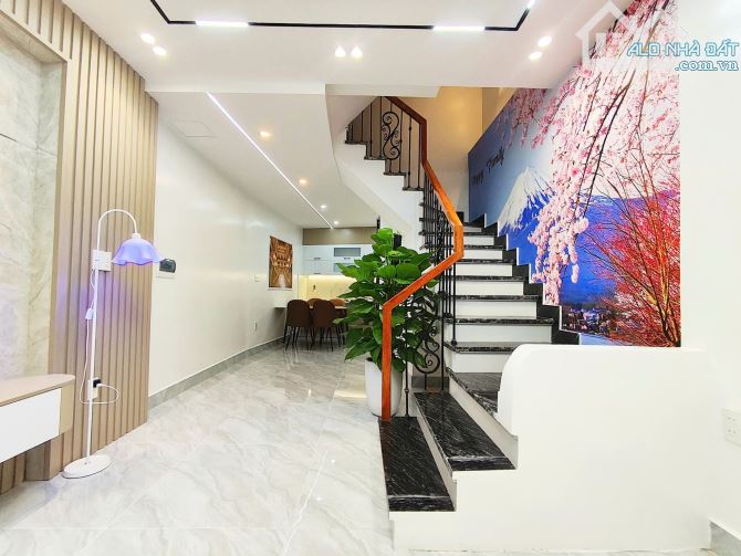 Bán nhà Tô Hiệu, Hàng Kênh, Lê Chân . 3,05 tỷ , 3 tầng , 38m.