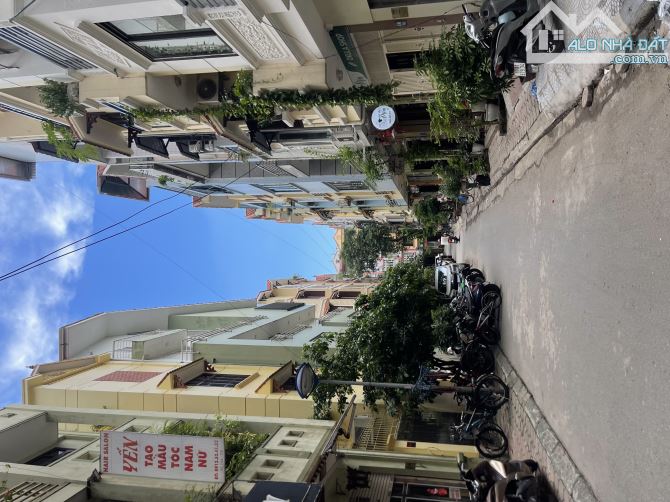 CHÍNH CHỦ NHỜ BÁN ĐẤT VĂN QUÁN-Ô TÔ TRÁNH - 2 MẶT NGÕ