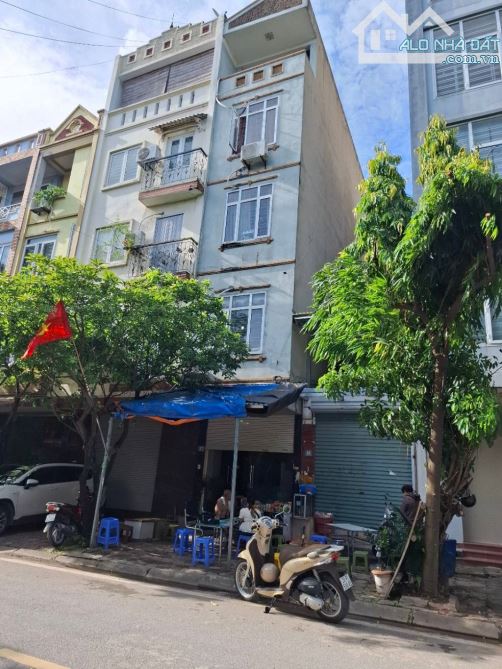 🏠 SIÊU H.IẾM -- NHÀ 2 MẶT TIỀN KINH DOANH -- PHÂN LÔ VỈA HÈ -- Ô TÔ TRÁNH -- Ô TÔ DỪNG ĐỖ