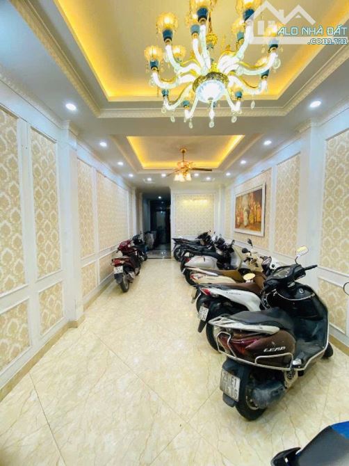 CẦU GIẤY - 84m² 6 TẦNG THANG MÁY - MẶT NGÕ Ô TÔ 2 THOÁNG - DÒNG TIỀN ỔN ĐỊNH - HƠN 31 TỶ