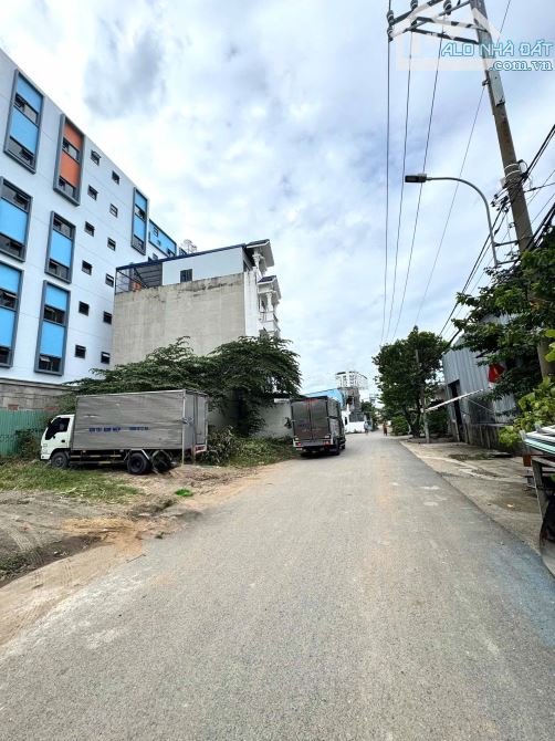 Đất đẹp Trường Thọ 76m², đường 8m thông, gần Ga Metro, giá tốt 7.1 tỷ sổ riêng vuông, xây