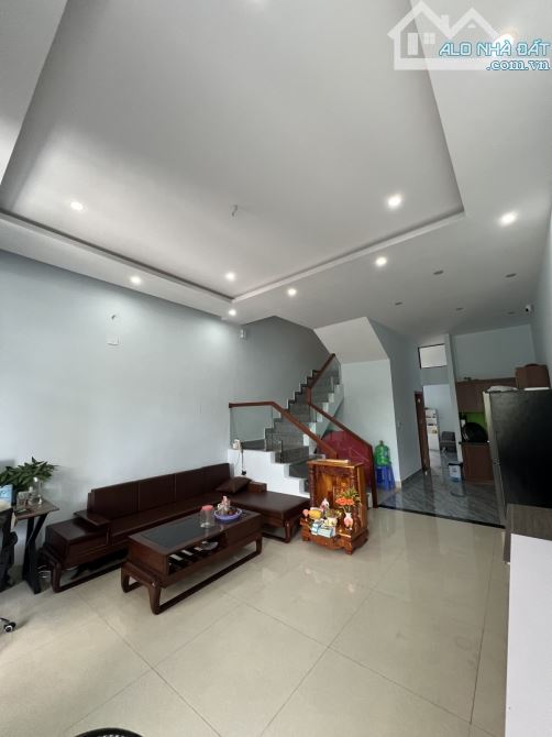 NHÀ 2 TẦNG HOÀ XUÂN SÁT LÔ GÓC 3 phòng ngủ – ĐỐI LƯNG TRẦN NAM TRUNG – CHỈ 4.X TỶ