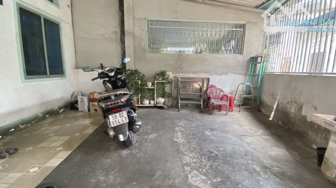 TRƯỜNG CHINH - 83M2 ( 5,2 x 18 ) HẺM XE HƠI - MỘT ĐỜI CHỦ - PHÙ HỢP XÂY CHDV