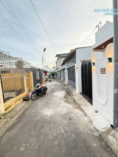 Nhà đẹp hẻm 153 Phan Chu Trinh BMT - 3.750