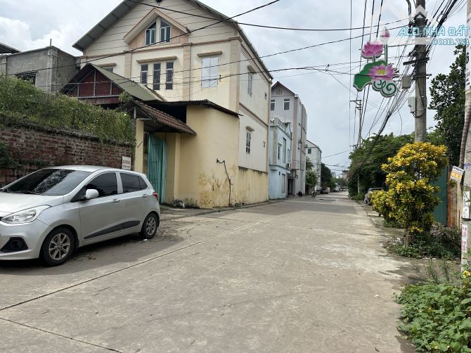SIÊU RẺ – BÁN 150m² ĐẤT BÌA LÀNG CỔ LOA –3 Ô TÔ TRÁNH – GẦN CẦU TỨ LIÊN – CHỈ 9X TRIỆU/m2