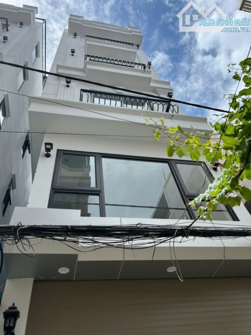 NHÀ MỚI - Ở NGAY – XUÂN ĐỈNH –  GẦN MẶT PHỐ - THÔNG CÁC NGẢ - CHỈ VIỆC VỀ Ở.