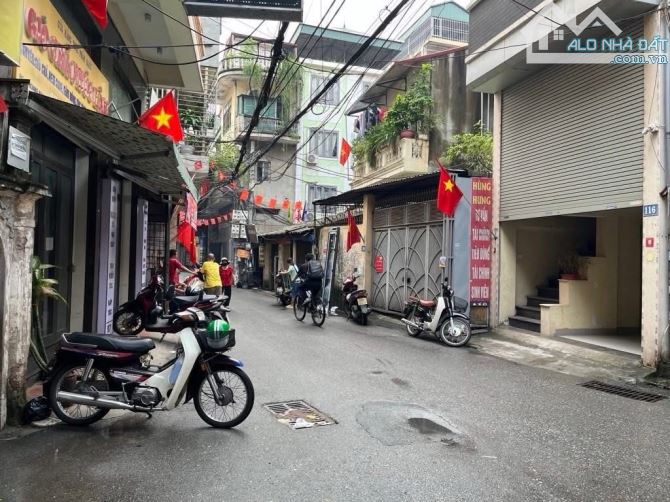 ⚡️HƠN 6 TỶ⚡️TRẦN KHÁT CHÂN ⚡️30M*4T⚡️Ô TÔ ĐỖ CỔNG - NGÕ THÔNG - GẦN PHỐ - TRƯỚC NHÀ THOÁNG