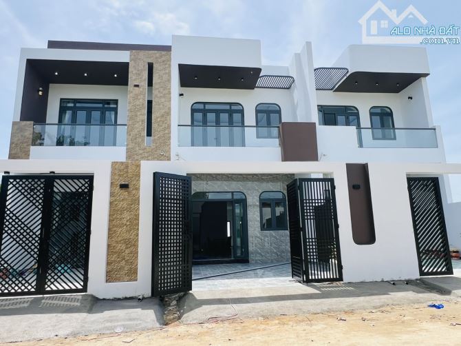 BÁN 2 CĂN NHÀ 2 TẦNG] MỚI XÂY ĐẸP ĐƯỜNG RỘNG 8-10m🌹Giá tốt – Vị trí đẹp – Nội Thất Tiện n