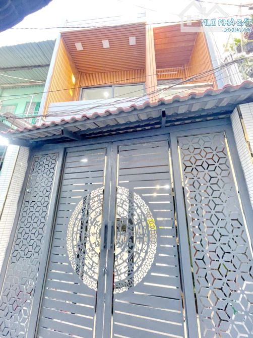 Bán nhà mới 1 lầu hẻm 290C Dương Bá Trạc P.1 Quận 8