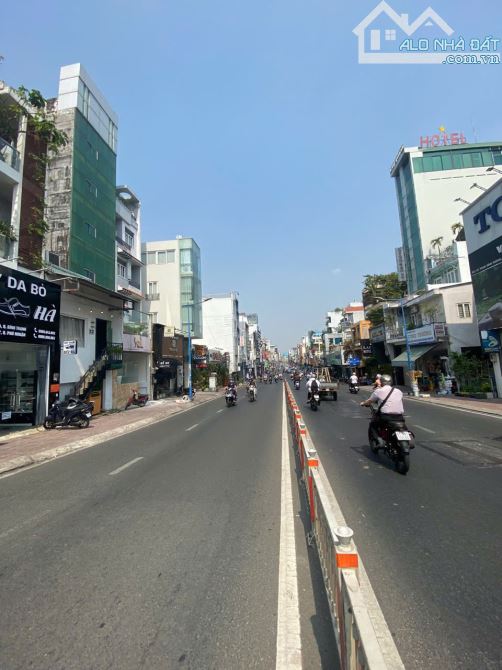 CẦN BÁN NHANH MTKD CHỢ NGUYỄN SƠN,Q TÂN PHÚ. DT 6,5 X 17, GIÁ 12,7 TỶ TL ( 2MT)