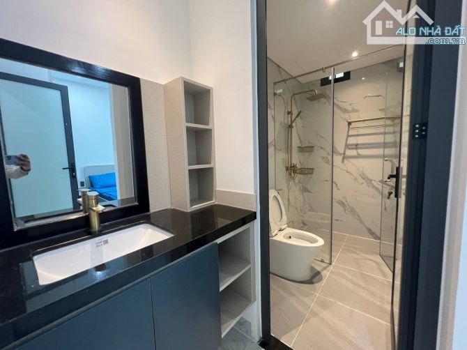 Cho thuê căn hộ 55m2 1PN riêng biệt, view sông Hàn, đường Lê Văn Duyệt, Sơn Trà