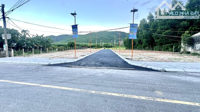 ĐÂT NỀN HOÀ VANG - MẶT ĐƯỜNG NHỰA 5M5- DÂN CƯ HIỆN HỮU- GIÁ NHỈNH 1.1XTY/LÔ