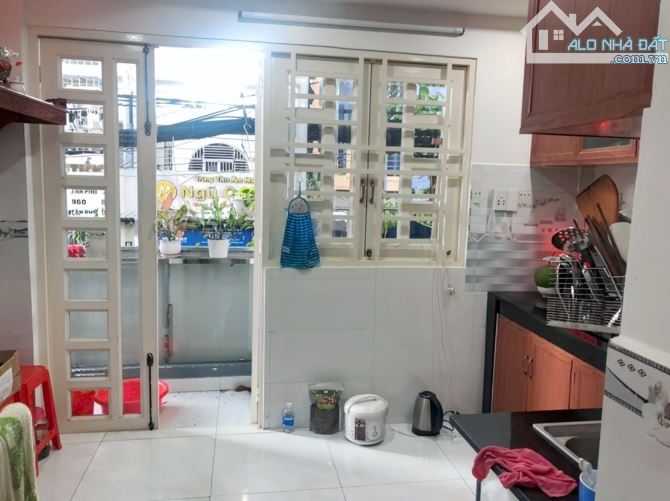 1. MTKD Văn Cao - 13m2 3 tầng giá chỉ 2,95 tỷ thương lượng