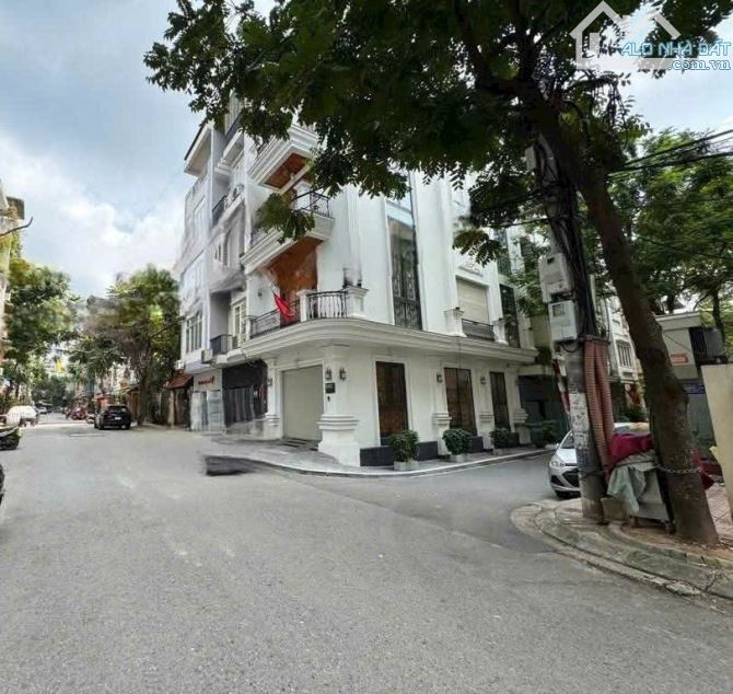 LÔ GÓC MẶT PHỐ VĨNH PHÚC 93M2-MT 9M