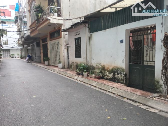 BÁN ĐẤT HOÀNG QUỐC VIỆT 78m2 × MT 5m. PHÂN LÔ, Ô TÔ TRÁNH + 2 THOÁNG