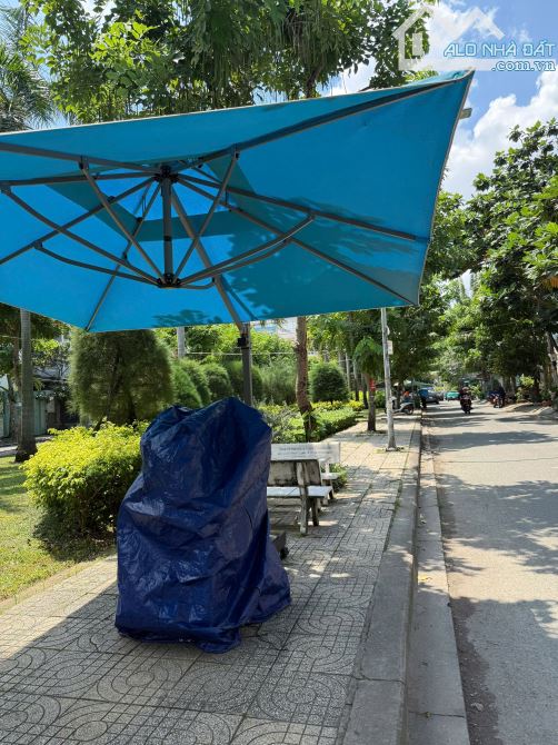 Bán nhà đường 12m ngay Công Viên Đặng Thùy Trâm,(4.5x20m) cạnh Văn Lang, 4 tầng,HĐT:32tr/t