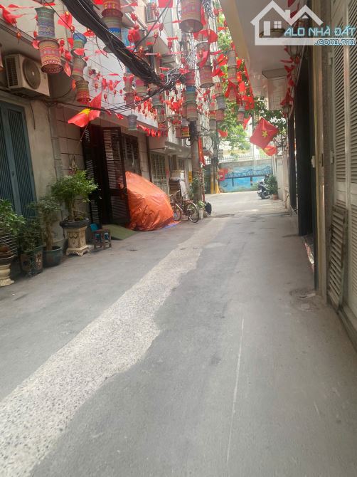 BÁN NHÀ TRẦN DUY HƯNG  CẦU GIẤY - NHÀ MỚI - THANG MÁY - Ô TÔ - GẦN PHỐ - 48M2, 6 TẦNG