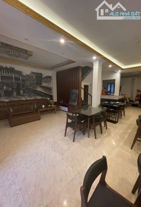 Bán căn biệt thự sân vườn khu Quán Nam - Lê Chân - DT 200m - Mt 10m