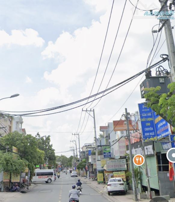 Bbán Ggấp Căn Nhà Đường Nguyễn Thị kiểu Q12.
