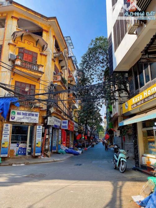 mặt ngõ 189 Nguyễn Ngọc Vũ ô tô tránh, vỉa hè, 55m² x 4T, MT 4m, giá 25 tỷ  vị trí K/D