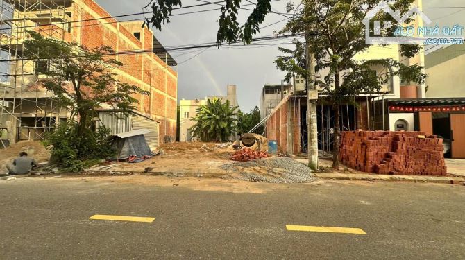 Bán đất đường Nguyễn Hiến Lê - Hoà Xuân - Tây bắc giá: 6tỷ tl