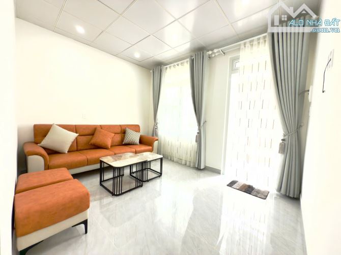 BÁN NHÀ ĐƯỜNG NGUYÊN TỬ LỰC, P8 - GIÁ 2 TỶ 1