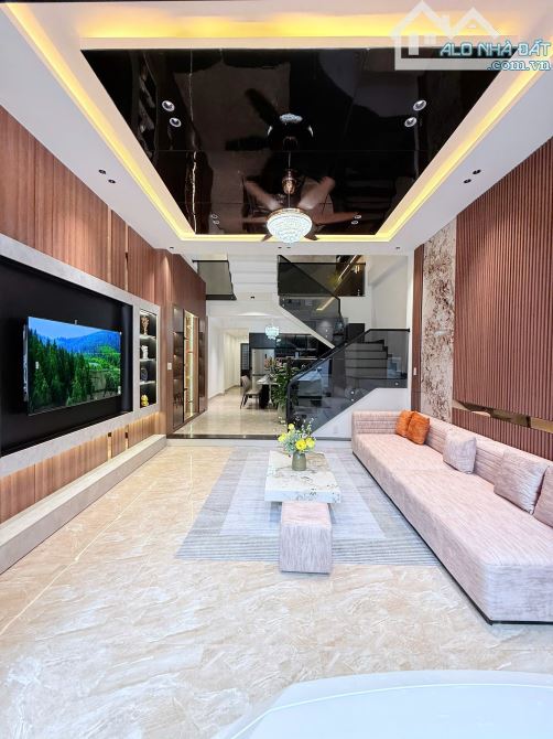 ⚡ BÁN NHÀ MẶT PHỐ ĐẸP – TRẦN KIM XUYẾN, PHƯỜNG HÒA XUÂN, QUẬN CẨM LỆ , DT: 100M2