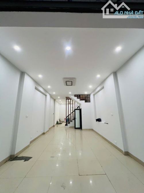 KĐT La khê + Nhà 50m2 x 5 Tầng  + Phân Lô + Kinh Doanh + Giá nhích chục