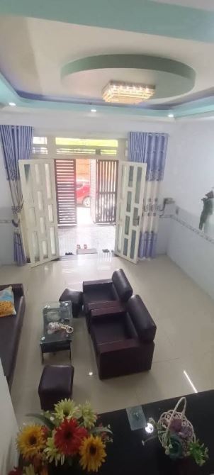 LÊ ĐÌNH CẨN BÌNH TÂN 4 TẦNG .NGANG LỚN 5 X13 SỔ NỞ HẬU TÀI LỘC CÓ 6 PHÒNG NGỦ HẺM XE TẢI 6
