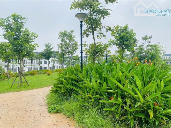 🏡 SIÊU PHẨM BIỆT THỰ BT03 – HUD MÊ LINH 💎 Giá chỉ 17,x Tỷ – Cơ Hội Đầu Tư Vàng!  🌟 Khôn
