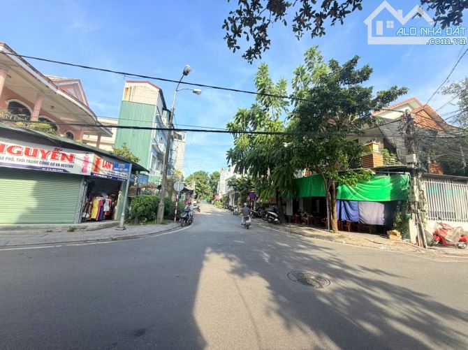 Nhà mặt tiền kinh doanh Phan Bội Châu, Huế