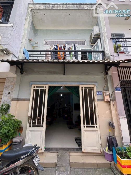 3,4 tỷ 💓 Bán Nhà Gò Xoài (đường16)  ình  Hoà A - Bình Tân  👉DT : 4m X 8m (nở hậu 4.1m)-