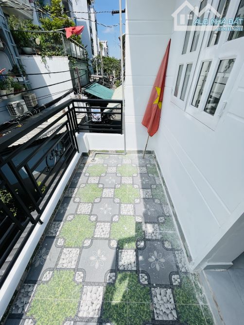 Tìm Đâu Ra Tổ Ấm Hẻm 5m Nở Hậu, Nhà Mới Tinh Tại Âu Dương Lân, Quận 8?