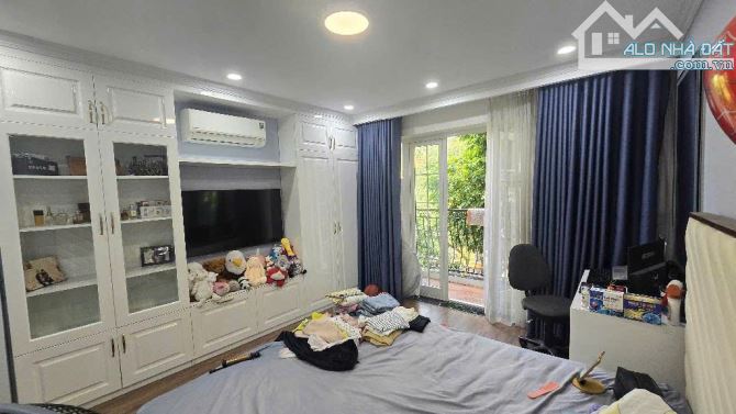 BÁN GẤP NHÀ PHỐ PHÂN LÔ, VỈA HẺ🚗Ô TÔ TRÁNH, QUANG TRUNG🏠55m² x 5 tầng🔥GẦN KĐT VĂN PHÚ