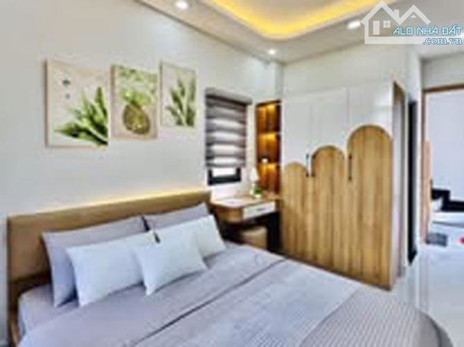 BÁN NHÀ TỐT QUẬN TÂN BÌNH – 4 TẦNG – HẺM Ô TÔ – DÒNG TIỀN 300 TRIỆU/NĂM