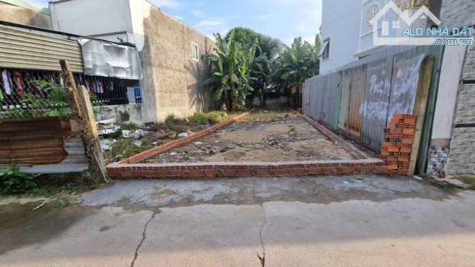 ĐẤT GIÁ RẺ 1.95 TỶ – 104M² – XE HƠI,  VÀO TẬN NƠI – SỔ RIÊNG, Cạnh bên KDC THUẬN GIAO
