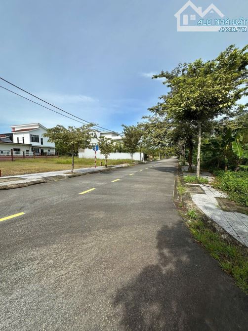 Bán Đất 2 Mặt Tiền 392m2 KQH Cư Chánh 2, Thuỷ Bằng, TP Huế