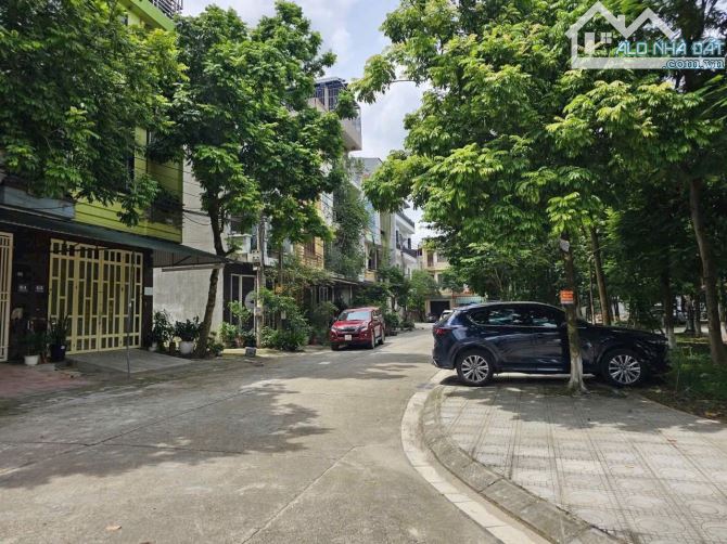 Bán nhanh lô giãn dân cạnh vườn hoa khu Bò Sơn 1, Võ Cường, tp BN ♦️DT 80,6m2 ♦️MT 6,3m